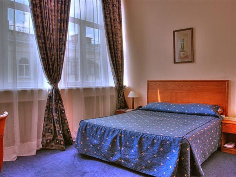 Grand Hotel Ukraine Dnipro Exterior foto