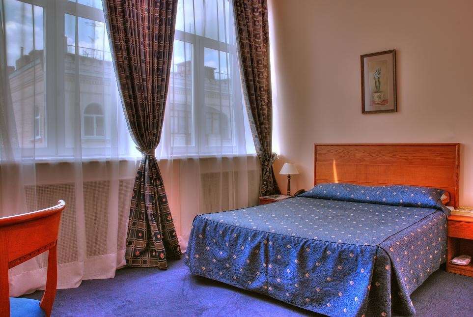 Grand Hotel Ukraine Dnipro Zimmer foto